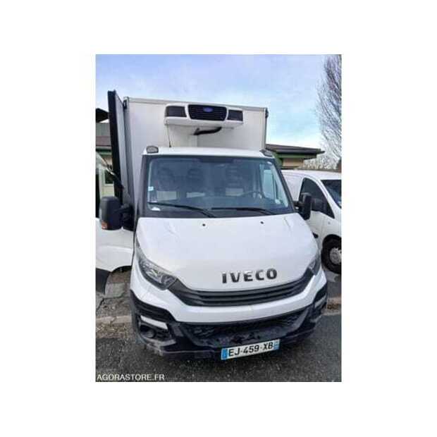 2017 Iveco 35C14-48835779