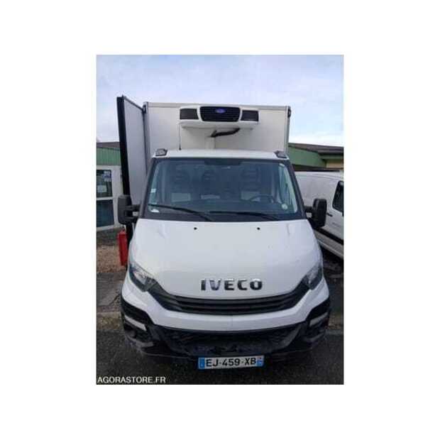 2017 Iveco 35C14-48835780