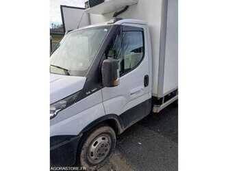 2017-iveco-35c14-1479474-48835781