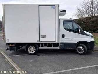 2017-iveco-35c14-1479474-48835782