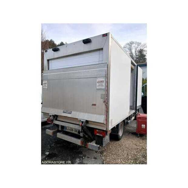 2017 Iveco 35C14-48835783