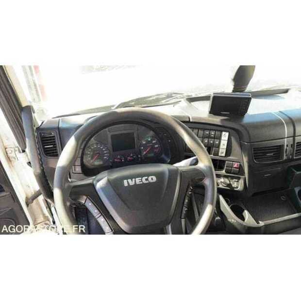 Iveco-48836067