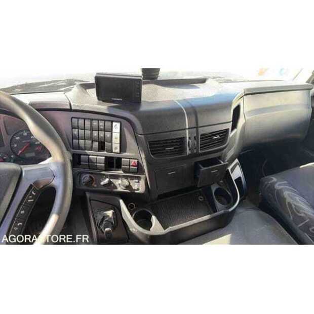 Iveco-48836097