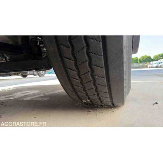Iveco-48836151