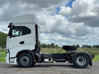 2025-iveco-s-way-48840695