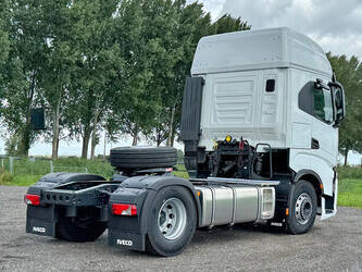 2025-iveco-s-way-48840699