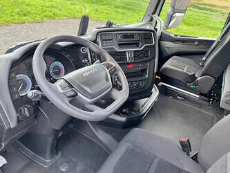 2025-iveco-s-way-48840700