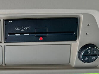 2025-iveco-s-way-48840704