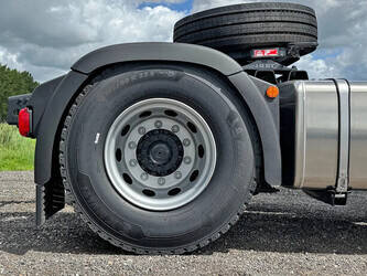2025-iveco-s-way-48840710