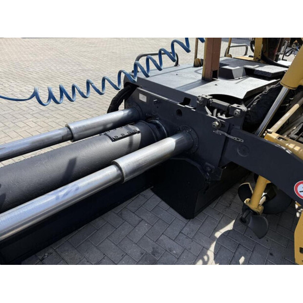 2007 Caterpillar AP600-48840760