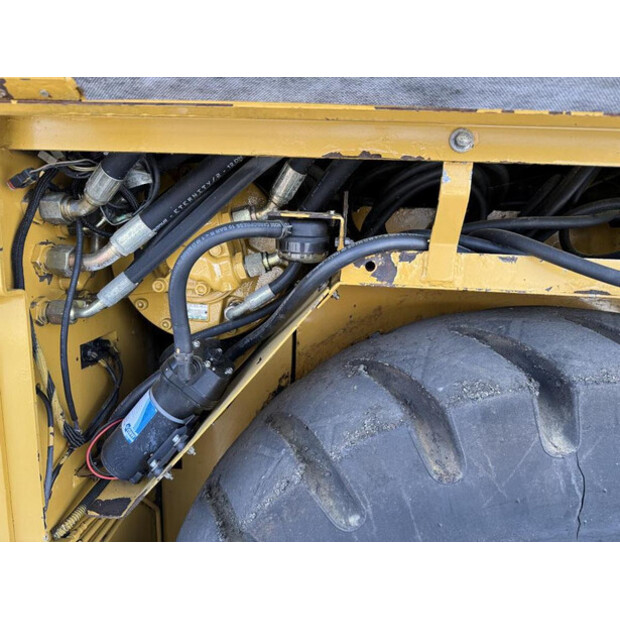 2007 Caterpillar AP600-48840776
