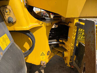 2003-komatsu-wa-270-3-48840957
