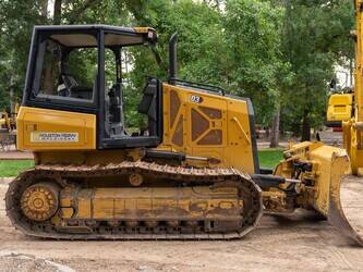 2021-caterpillar-d3-48842213