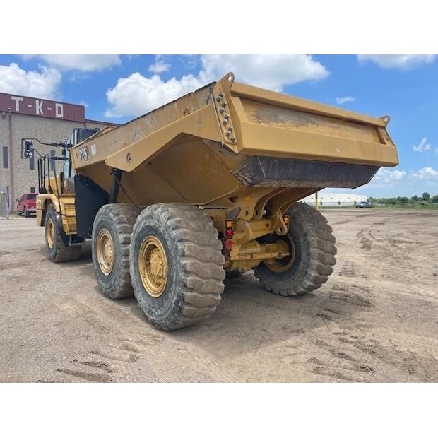 2022 Caterpillar 725-48842232