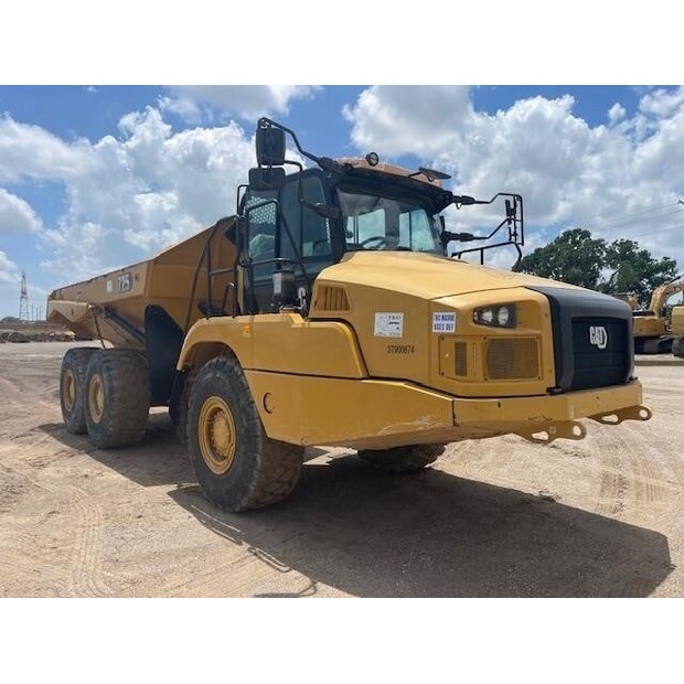 2022 Caterpillar 725-48842234
