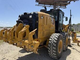 2024-caterpillar-150-48842555