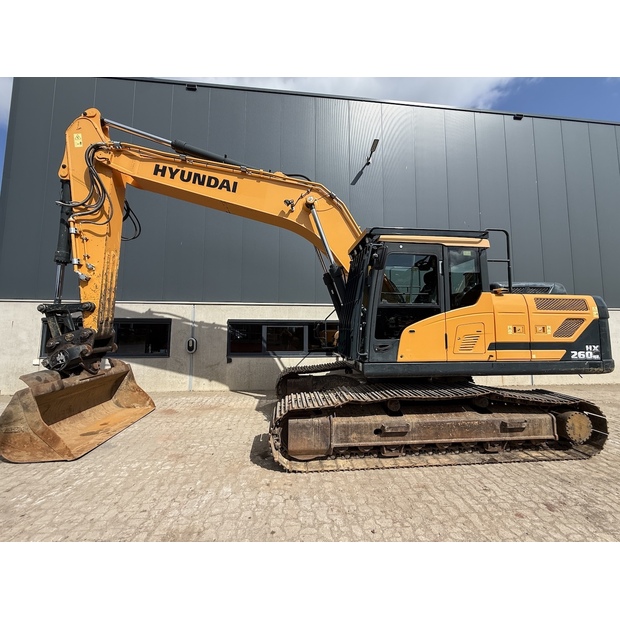2019 Hyundai HX260NL-48845024