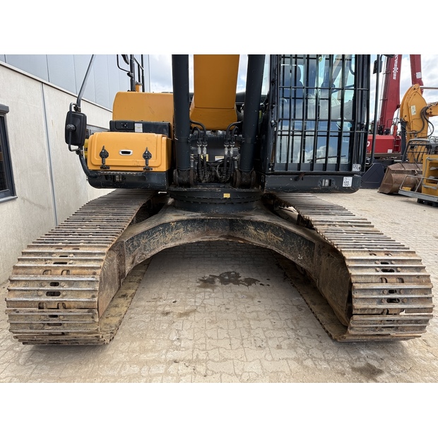 2019 Hyundai HX260NL-48845027
