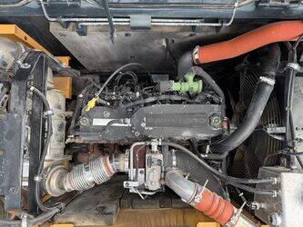 2019-hyundai-hx260nl-48845046