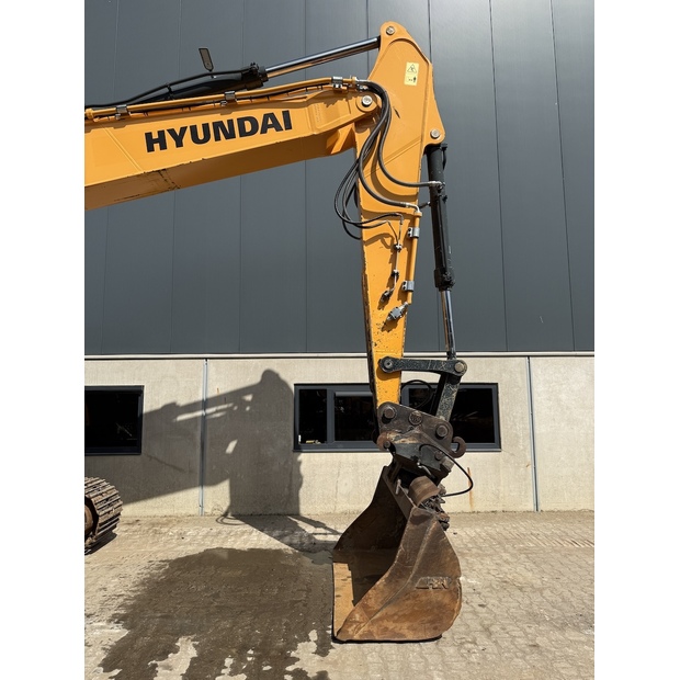 2019 Hyundai HX260NL-48845052