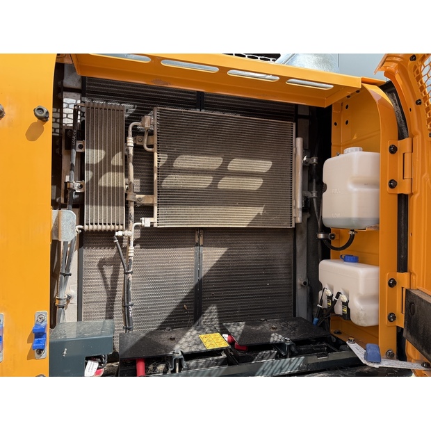 2019 Hyundai HX260NL-48845054