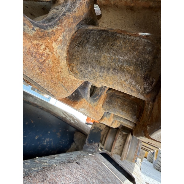 2019 Hyundai HX260NL-48845062