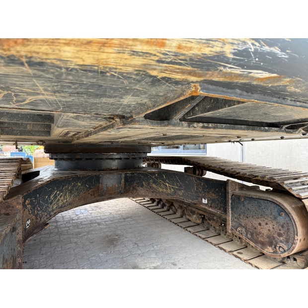 2019 Hyundai HX260NL-48845064