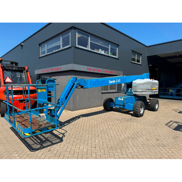 2014 Genie S-45-48845811