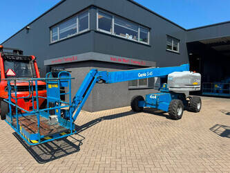 Image de ENGINS DE LEVAGE 2014 Genie S-45