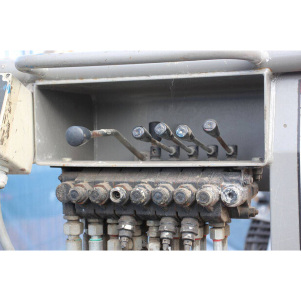 2012 نيفتي HR12NDE-48845978