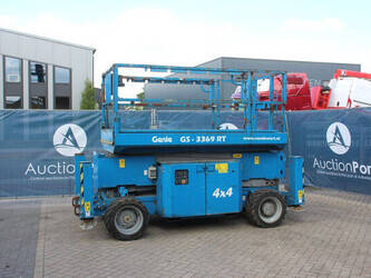 Image for SCISSOR LIFTS 2014 Genie GS3369RT