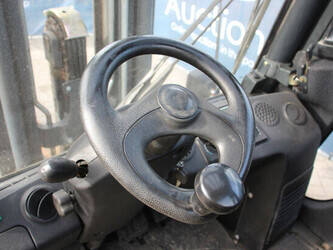 2011-linde-h30d-01-1479841-48846651