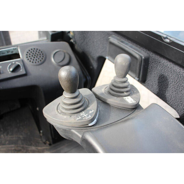 2011 Linde H30D-01-48846653