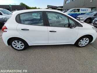 2017-peugeot-208-1479959-48849454
