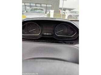 2017-peugeot-208-1479959-48849460