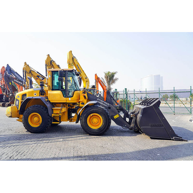 2012 فولفو L90G-48855606