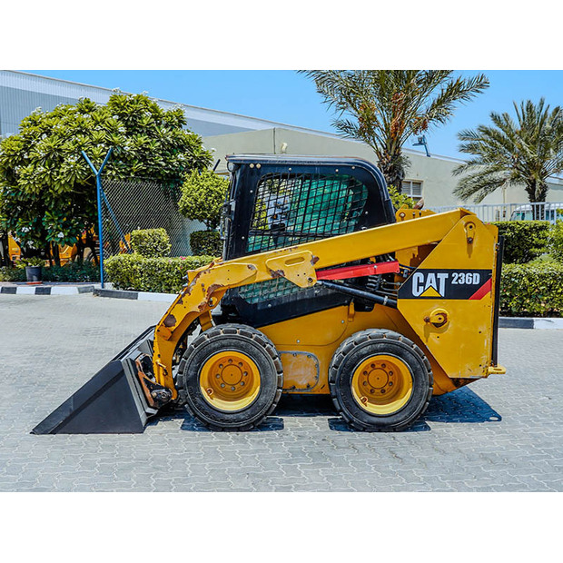 2015 Caterpillar 236D-48857670
