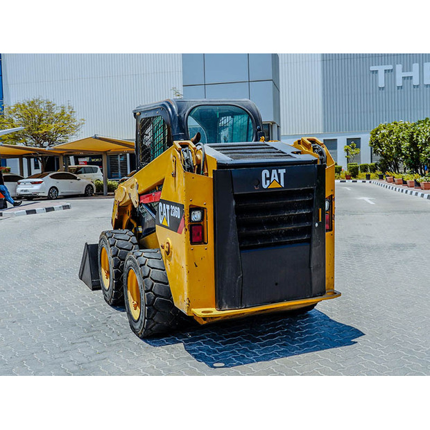 2015 Caterpillar 236D-48857672