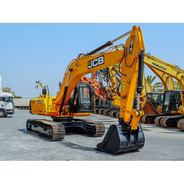 2025 JCB JS215LC-48857971