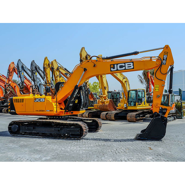 2025 JCB JS215LC-48857976