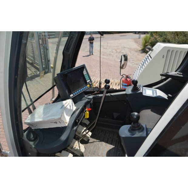 2010 Liebherr LTR 1060-48858590