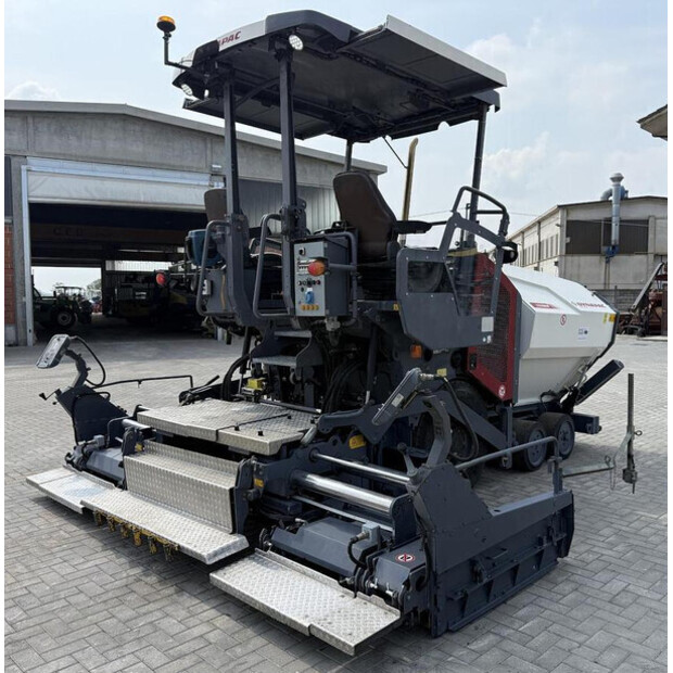 2018 ديناباك SD 1800 W-48858654