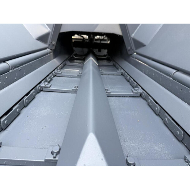 2018 ديناباك SD 1800 W-48858670