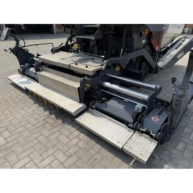 2018 ديناباك SD 1800 W-48858686
