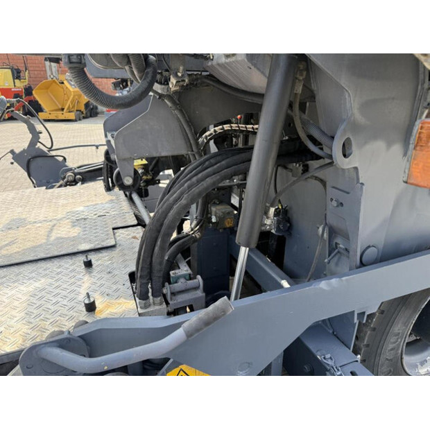 2018 ديناباك SD 1800 W-48858690