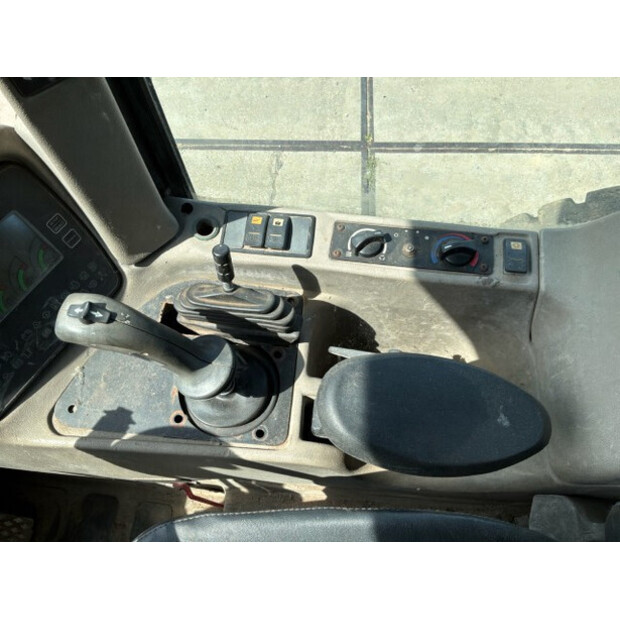 2002 JCB 436HT-48858755