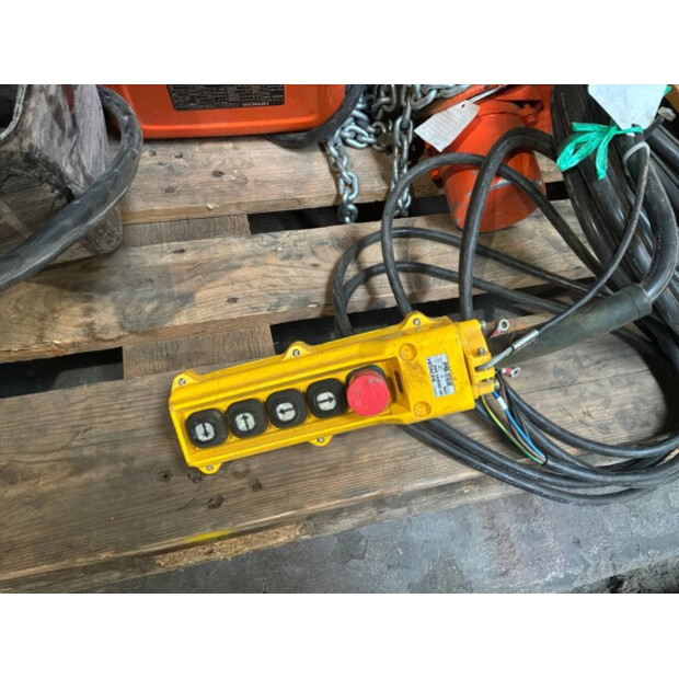 2019 Hitachi 1S-48858828