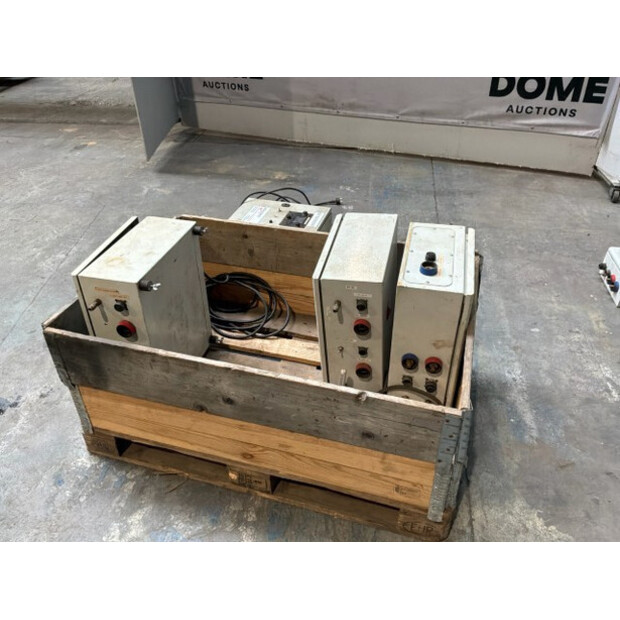 2019 STT M300-48858852