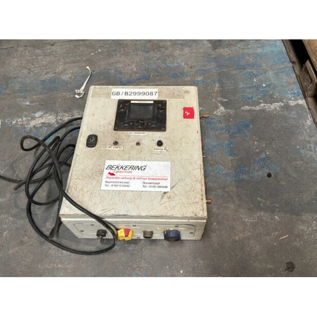 2019 STT M300-48858854
