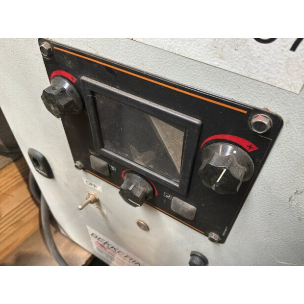 2019 STT M300-48858855